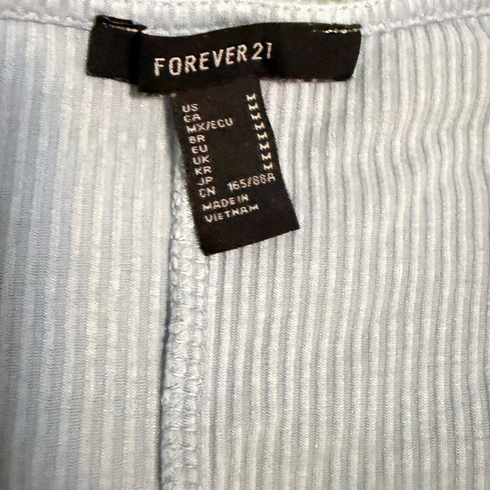 Forever 21 Light Blue Ribbed V-Neck Short Sleeve Bodysuit - Picture 3 of 3